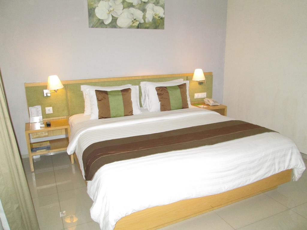 Hotel Anggrek Gandasari Bandung Zimmer foto